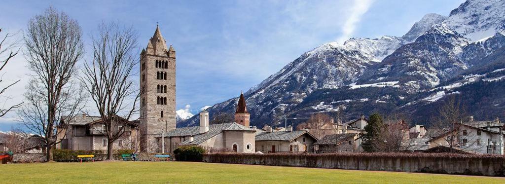 Al Borgo Di Sant'Orso - Cir 0342 Apartment อาออสตา ภายนอก รูปภาพ